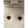 Image 2 : 14kt Gold Garnet Earrings