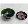 Image 2 : 2 Vintage Moorcroft Collectibles: Bowl & Dish