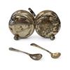 Image 3 : Vintage Silver Double Salt Cellar With 2 Sterling Silver Spoons