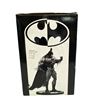 Image 2 : Batman Black & White Statue Hand Painted Cold Cast Porcelain Statue: Art By Simon Bisley
