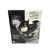 Image 1 : Batman Black & White Statue Hand Painted Cold Cast Porcelain Statue: Art By Ed McGuinness