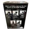 Image 2 : Batman Black & White Statue Hand Painted Cold Cast Porcelain Statue: Designed By Kelley Jones