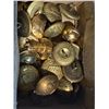 Image 4 : Assorted Vintage Military Patches & Buttons