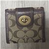 Image 2 : 5 Coach Products: Wallets & Small Purses