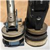 Image 2 : 2 Vintage Stamp Embosser