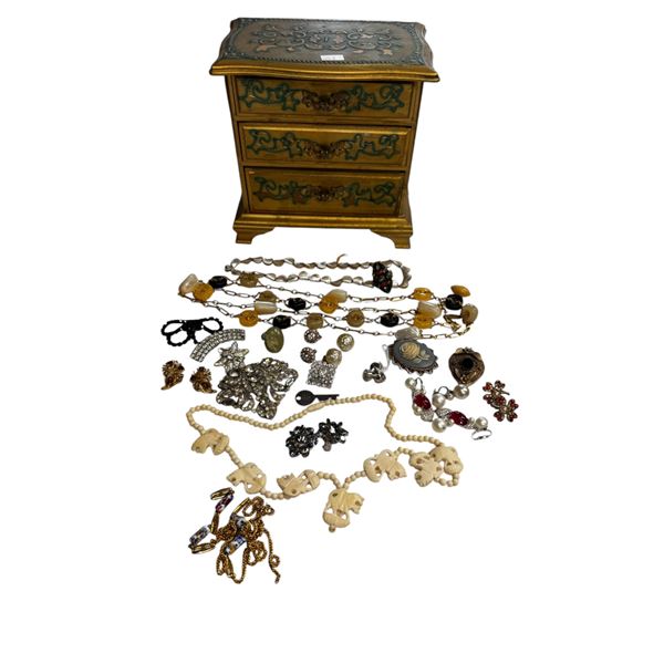 Vintage 3 Drawer Jewelry Box With Assorted Costume Jewellery