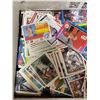 Image 2 : Large Collection Of Assorted Sports Cards  (Hockey, Baseball)