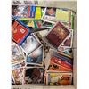 Image 3 : Large Collection Of Assorted Sports Cards  (Hockey, Baseball)