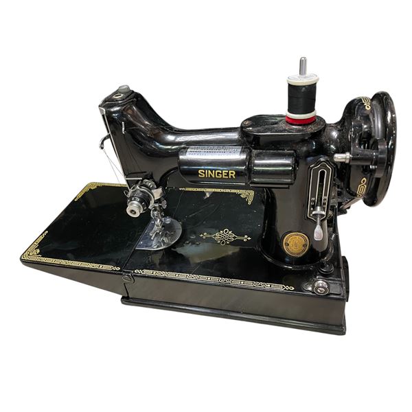 Vintage Singer Sewing Machine #221