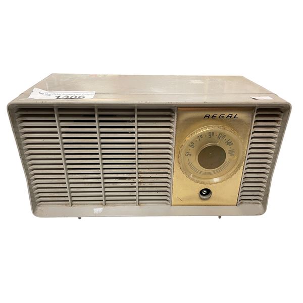 Vintage Regal Radio