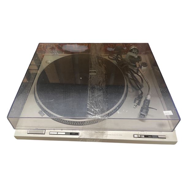Vintage Technics SL-D202 Turntable