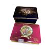 Image 4 : Lot of 17 Mixed Porcelain Figures, Boxes and Miniature Tea Set