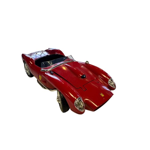 Burago Ferrari 250 Testa Rossa (1957) Die Cast Car