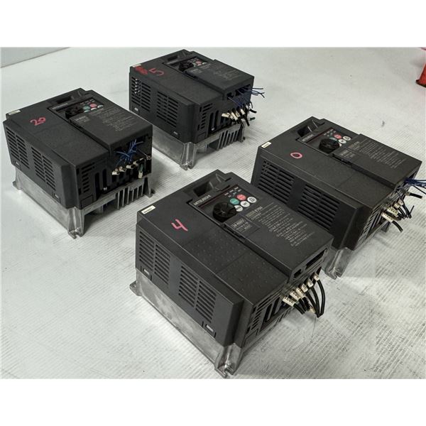 (4) Mitsubishi #FR-E740-0.75K Inverters