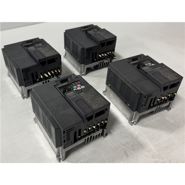 (4) Mitsubishi #FR-E740-016SC-NA Inverters