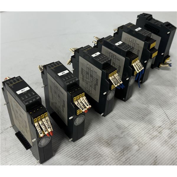 Lot of (6) Mitsubishi #WS0-XTDI80202 Safety IO Units