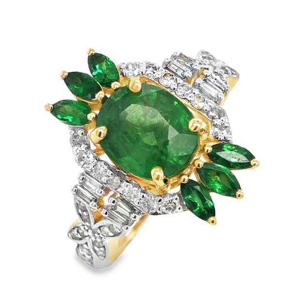 Tsavorite Garnet and Diamond Ring
