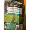 Image 1 : Co-Op Gold Lawn Fertilizer, 12 kg, 30-0-3