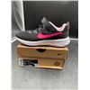 Image 1 : Nike Revolution 6 NN (PSV) Shoes, Size 2Y, Black/Hyper Pink