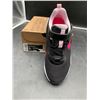 Image 2 : Nike Revolution 6 NN (PSV) Shoes, Size 2Y, Black/Hyper Pink