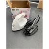 Image 1 : Mini Craft Iron Model X0040ZN1E9 in White for Clothes and Crafts