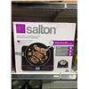 Image 2 : Salton Portable Induction Cooktop Cool Touch LED Display Cooker with 8 Temperature Settings