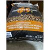 Image 2 : Louisiana Grills Premium Blends Mesquite BBQ Hardwood Pellets, 40 Lbs