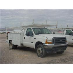 FORD F450 XL SUPER DUTY S/A UTILITY TRUCK, s/n 1FDXF46F41ED49274: