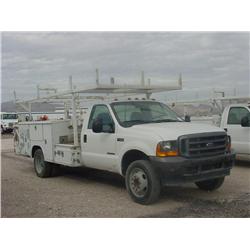 FORD F450 XL SUPER DUTY S/A UTILITY TRUCK, s/n 1FDXF46F71EB71618: