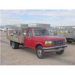 FORD F450 SUPER DUTY S/A FLATBED UTILITY TRUCK, s/n 1FDLF47F1SEA47374: