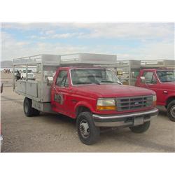 FORD F450 SUPER DUTY S/A FLATBED UTILITY TRUCK, s/n 1FDLF47F3SEA67352: