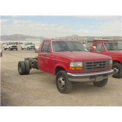 FORD F350 SUPER DUTY S/A CAB & CHASSIS, s/n 1FDLF47FXTEA19588: