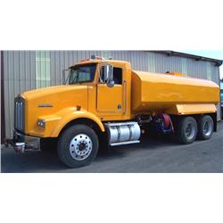 KENWORTH T800 4,000 GALLON T/A WATER TRUCK, s/n 1XKDDE9X6TS724758: