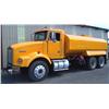 Image 1 : KENWORTH T800 4,000 GALLON T/A WATER TRUCK, s/n 1XKDDE9X6TS724758: