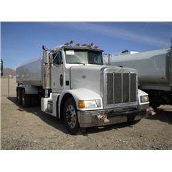 PETERBILT 4,500 GALLON  T/A WATER TRUCK, s/n 1XPCDR8XORD347064: