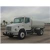 Image 2 : FREIGHTLINER FL70 2,250 GALLON S/A WATER TRUCK, s/n 1FV6HJAAXYHG87086: