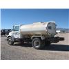 Image 2 : INTERNATIONAL 4700 2,250 GALLON S/A WATER TRUCK, s/n 1HTSCABMOYH321123: