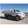 Image 4 : INTERNATIONAL 4700 2,250 GALLON S/A WATER TRUCK, s/n 1HTSCABMOYH321123: