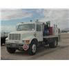 Image 2 : INTERNATIONAL 4900 S/A FUEL & LUBE TRUCK, s/n 1HTSDZ3N3LH200369: