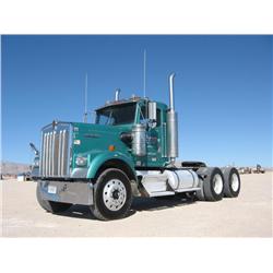 KENWORTH W900B T/A TRUCK TRACTOR, s/n 1XKWDB0X81R860091: