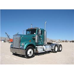 KENWORTH W900B T/A TRUCK TRACTOR, s/n 1XKWDB0X61R860087: