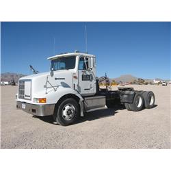 INTERNATIONAL 9200 T/A TRUCK TRACTOR, s/n 2HSFMAHR4TC019338:
