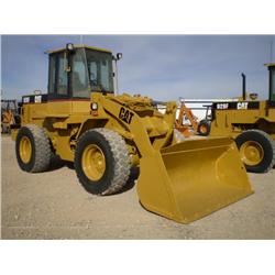 CATERPILLAR 928F WHEEL LOADER, s/n 2XL01775: