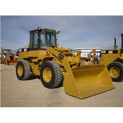 CATERPILLAR 928F WHEEL LOADER, s/n 2XL00300: