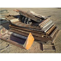 QUANTITY OF SCREEN CLOTHS