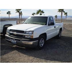 CHEVROLET SILVERADO 1500 4 X 2 , s/n 1GCEC14X03Z295580