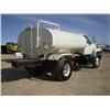 Image 3 : GMC 6500 2,000 GALLON S/A WATER TRUCK, s/n 1GDM7H1J2NJ528990