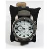 Image 1 : V8 SUPERSPEED LARGE FACE MENS WATCH