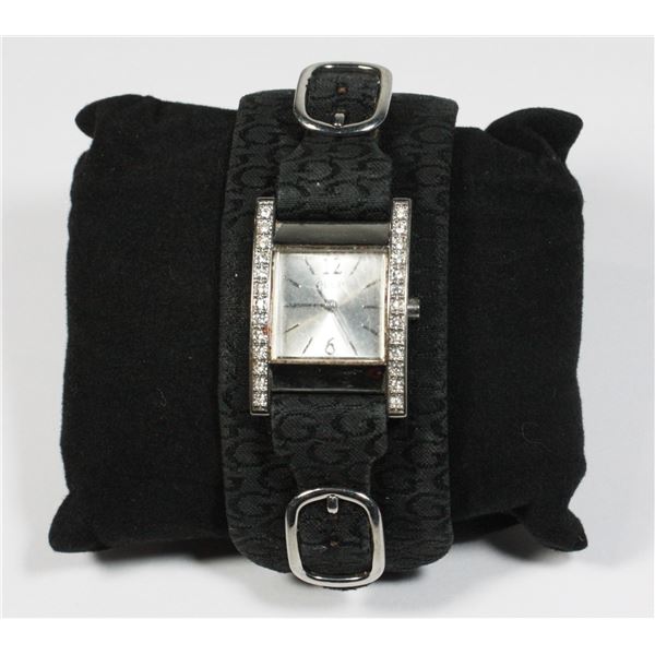 GUESS WRIST WATCH.
