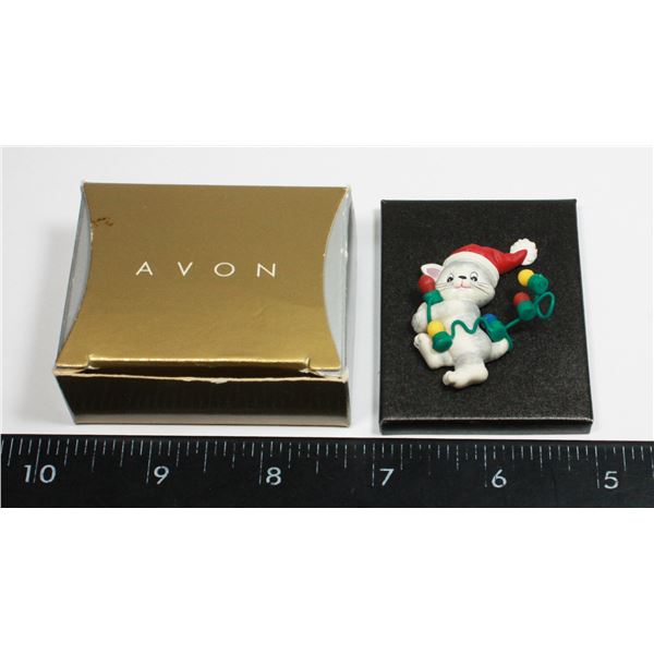 VINTAGE 1998 AVON CHRISTMAS CAT BROOCH IN BOX